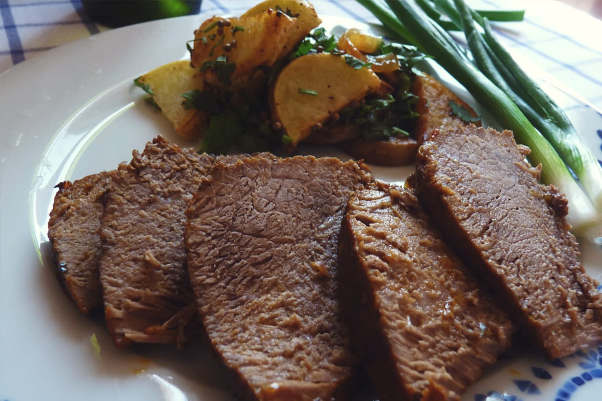 Jemná, mäkká a šťavnatá časť hovädzieho mäsa. Vo Francúzsku je to delikatesa, ktorú podávajú v najlepších reštauráciách.