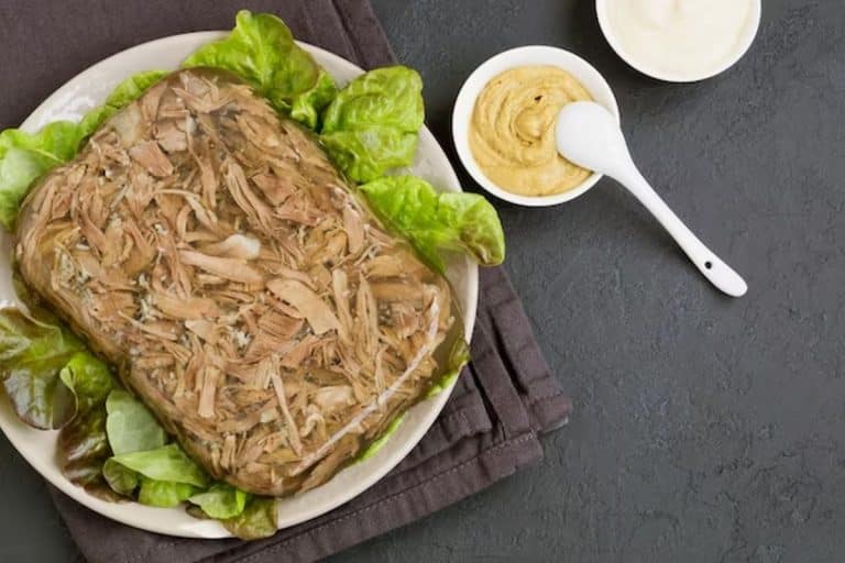 Slovenská huspenina stuhne bez gramu želatíny. Tu je tajomstvo kolagénového pokladu