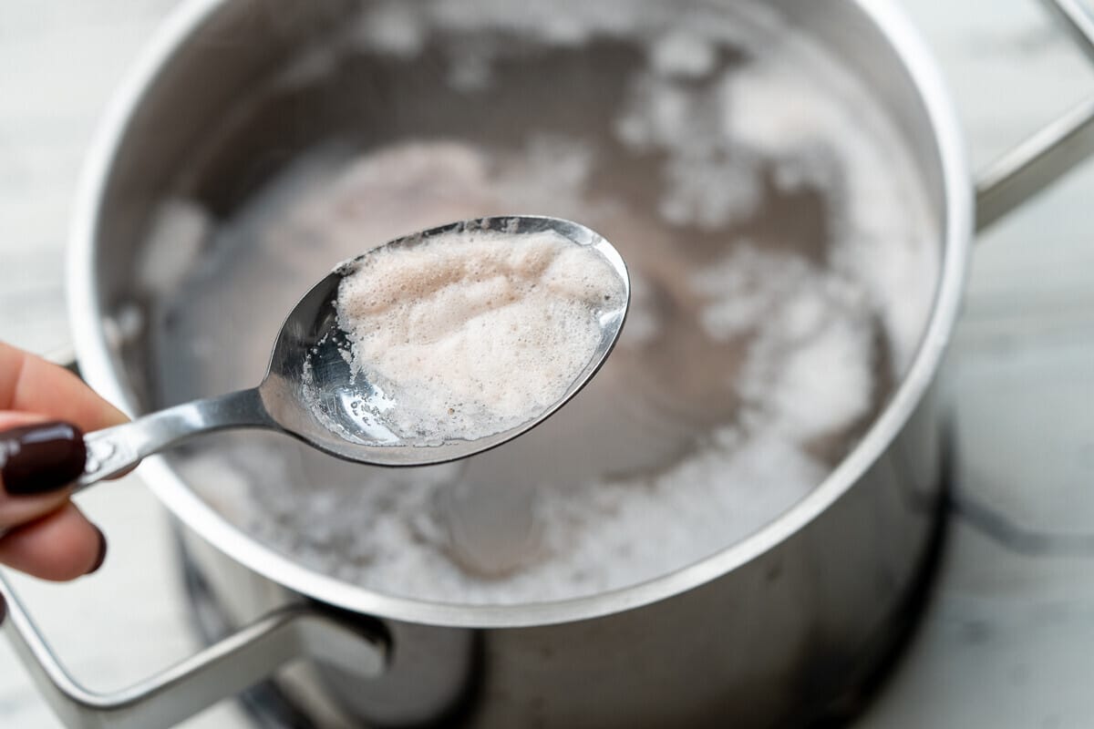 Pena v bujóne. Nechať alebo odstrániť?