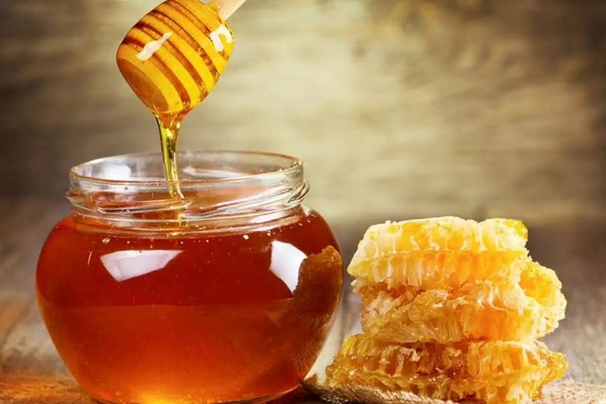 Med v kuchyni. Použitie, druhy a tipy na použitie v dom&aacute;cnosti