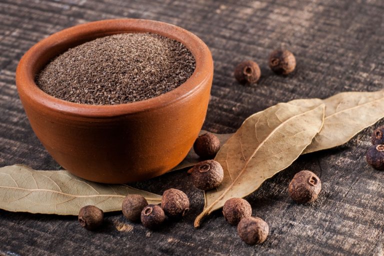 V Turecku sa pridáva do mäsa, mletého mäsa a ryže. U nás je známa ako „guličky“ do polievky.