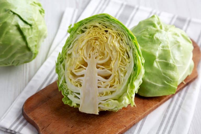 Môj priateľ mi ukázal, ako rýchlo nakrájať kapustu na tenké prúžky bez noža a mixéra.