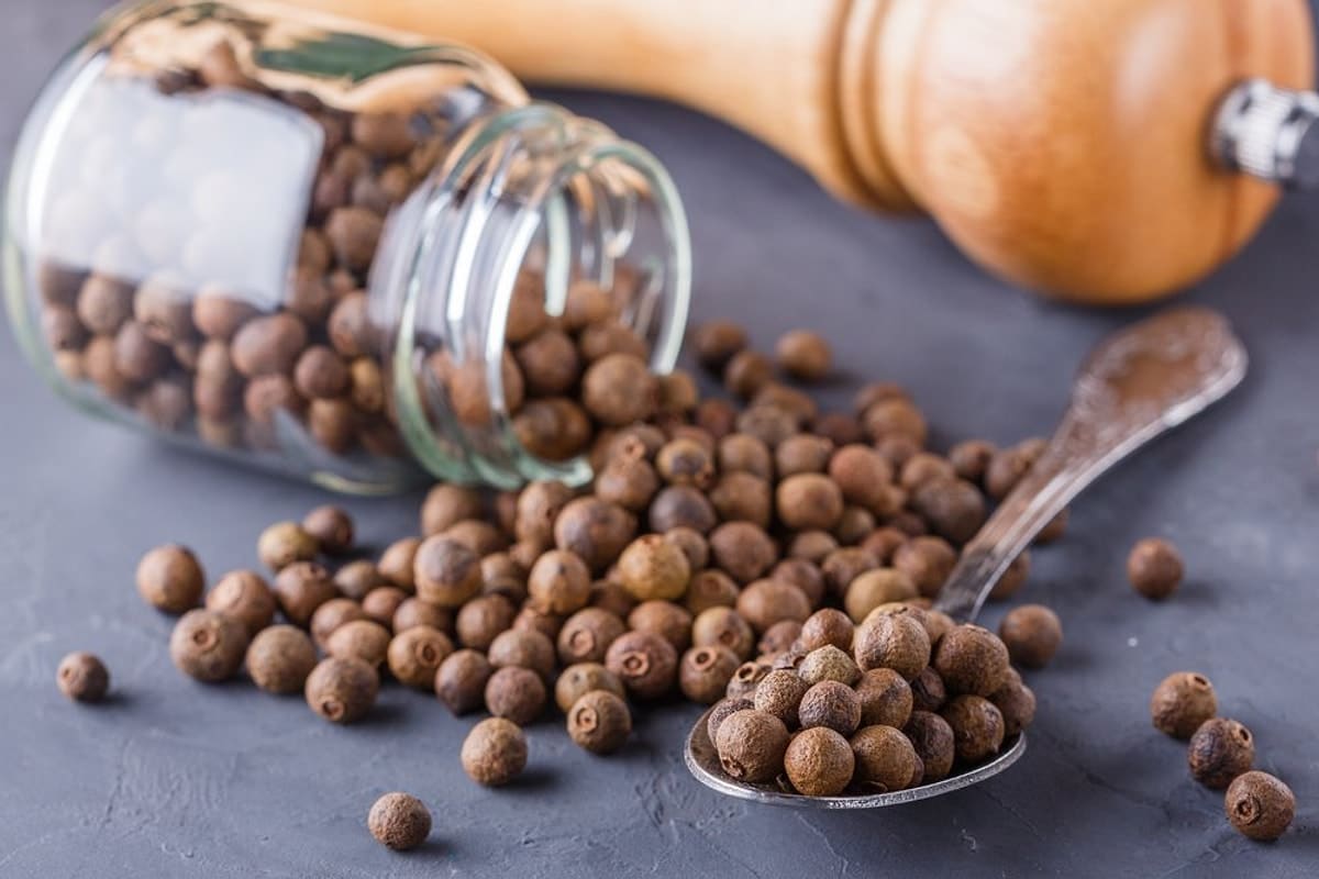 V Turecku sa prid&aacute;va do m&auml;sa, mlet&eacute;ho m&auml;sa a ryže. U n&aacute;s je zn&aacute;ma ako &bdquo;guličky&ldquo; do polievky.