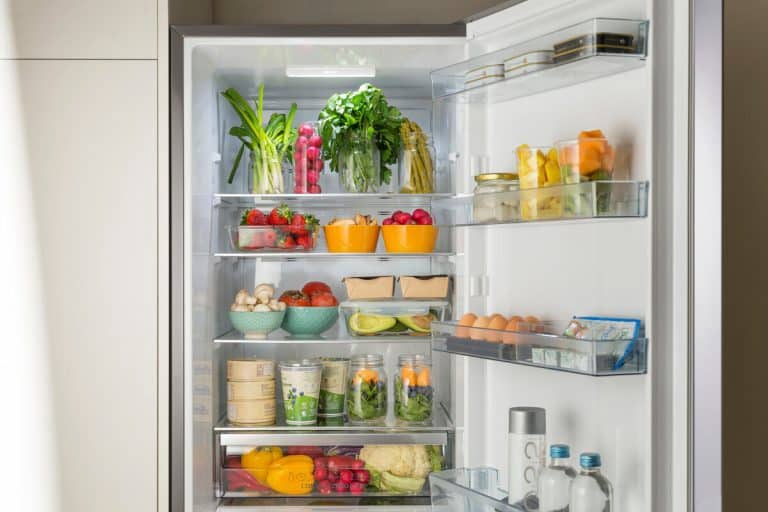 Nepríjemný zápach v chladničke? Tento trik funguje bez sódy a chemikálií