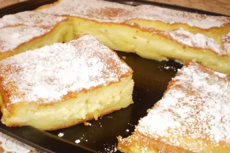 „Rýchla“ buchta s tvarohom: dezert k káve s jednoduchým receptom