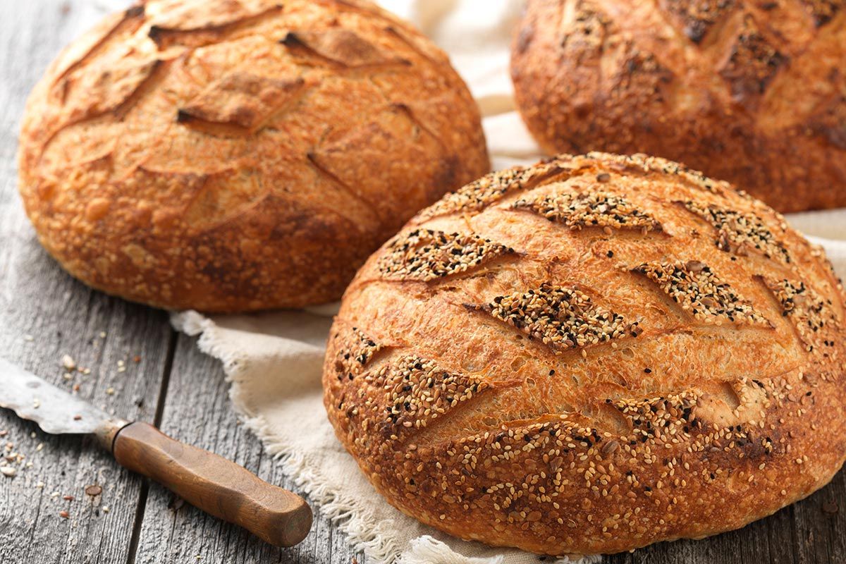 Je chlieb na kv&aacute;sku skutočne zdrav&scaron;&iacute;? Odborn&iacute;ci d&aacute;vaj&uacute; jednoznačn&uacute; odpoveď