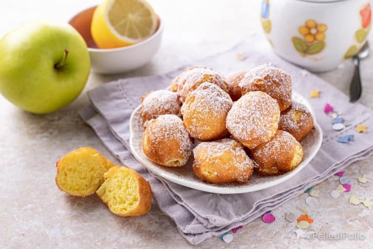 Najjemnejšie jablkové knedle z dvoch ingrediencií. Stačí múka a jablká